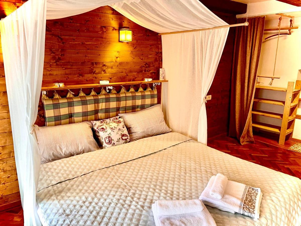 Apartament Rustic In Centrul Istoric Apartment บราชอฟ ภายนอก รูปภาพ
